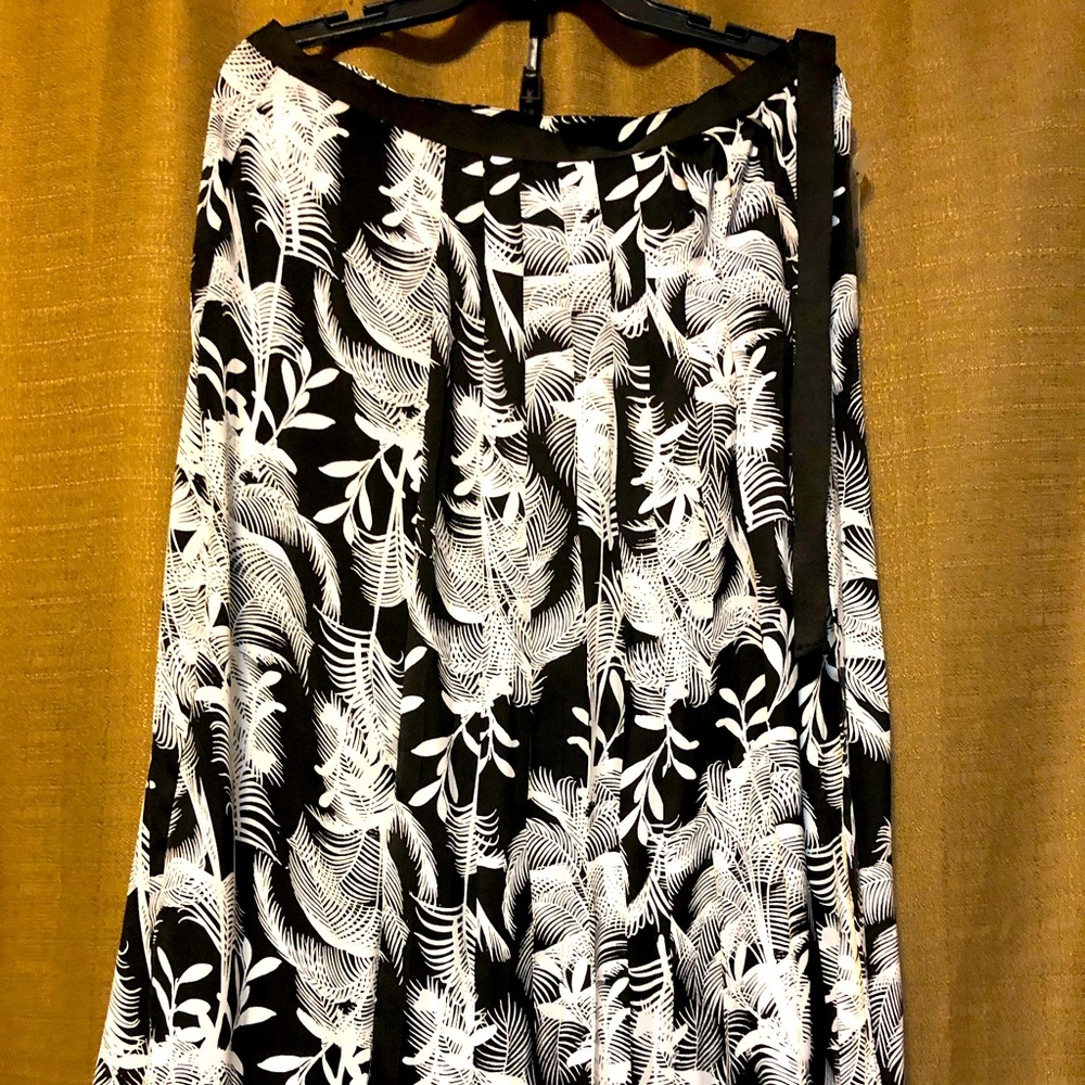 WORTHINGTON SKIRTS SIZE 14